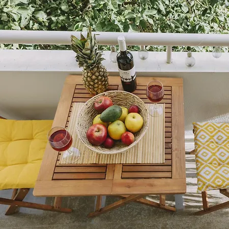 Aqua Breeze Apartment *